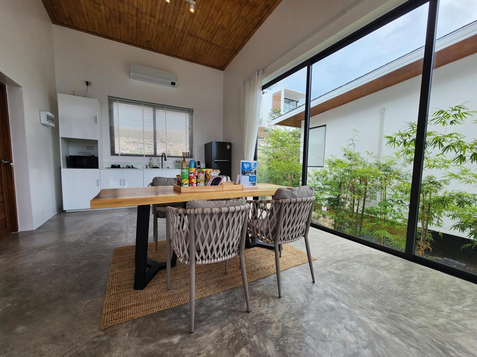 Pahili Pool Koh Phangan Mae Haad